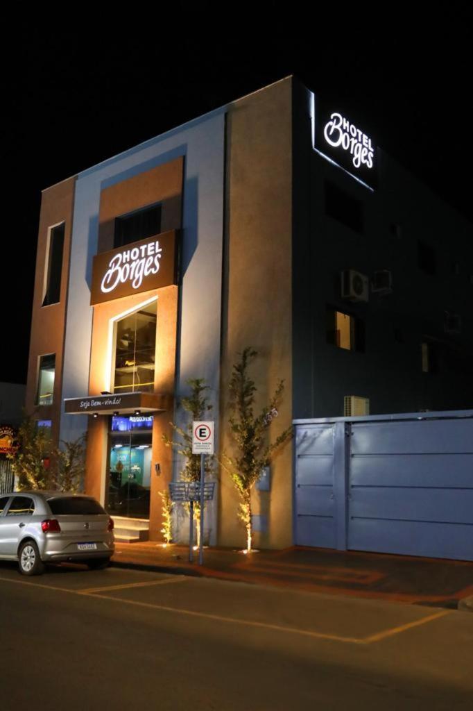 Hotel Borges Quirinopolis 外观 照片