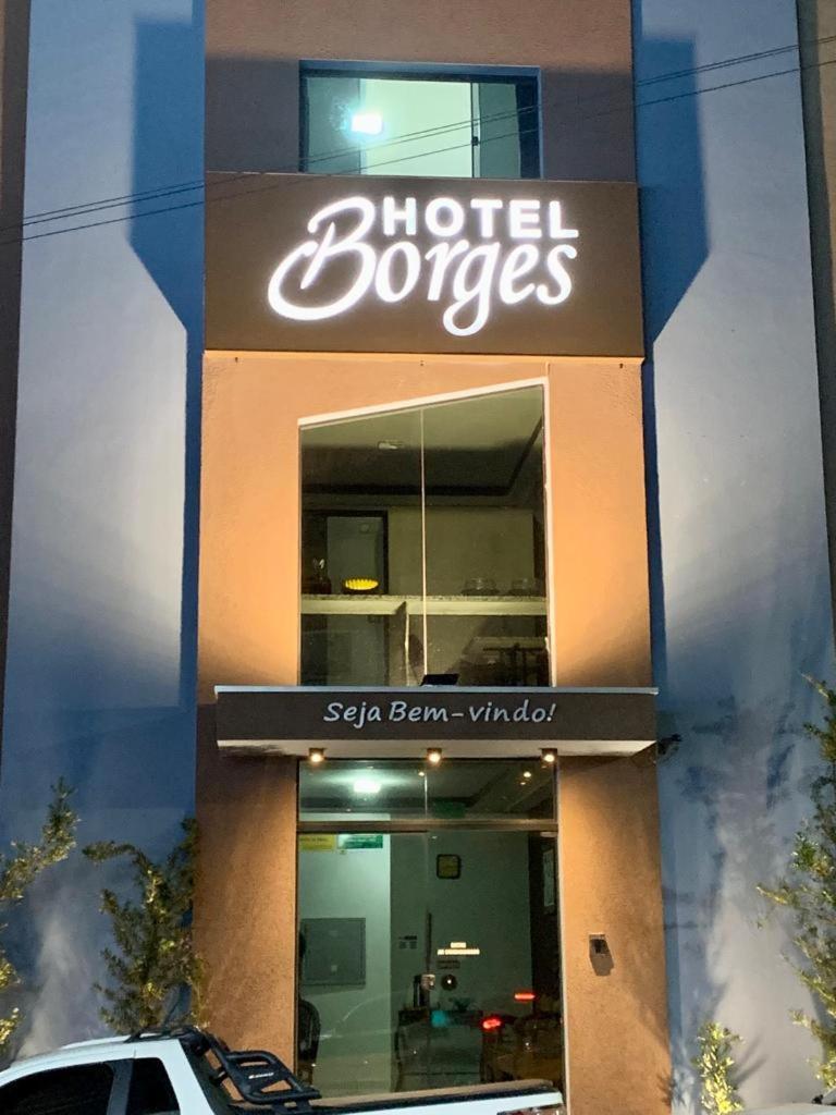 Hotel Borges Quirinopolis 外观 照片